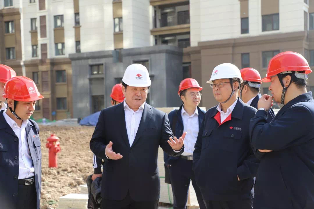 冲刺节点，势在必得 —公司总经理张鲁兵到锦绣华府项目督战